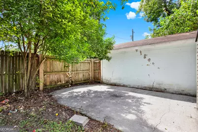 705 E 32nd Street, Savannah, GA 31401 - Photo 18