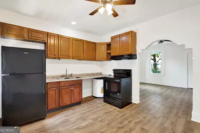705 E 32nd Street, Savannah, GA 31401 - Photo 6