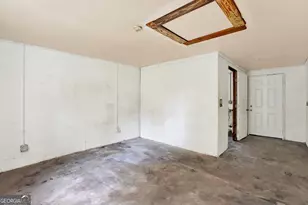 705 E 32nd St, Savannah, GA 31401 - Photo 20