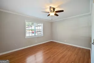3665 Chestnut Dr, Atlanta, GA 30340 - Photo 10