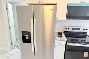 737 E 37th St, Savannah, GA 31401 - Photo 24