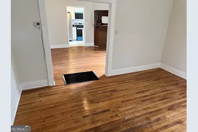 737 E 37th Street, Savannah, GA 31401 - Photo 4