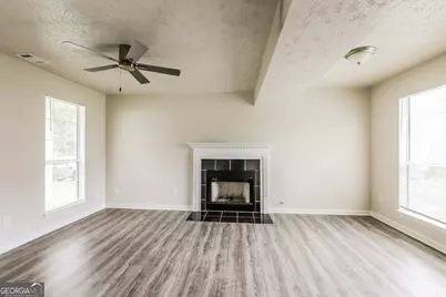 7282 Williamsburg Drive, Riverdale, GA 30274 - Photo 2