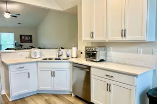 283 Chestnut Dr, Brunswick, GA 31523 - Photo 8