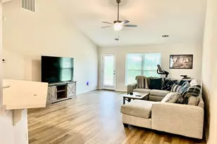 283 Chestnut Dr, Brunswick, GA 31523 - Photo 10