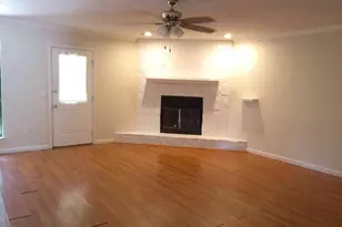 715 Little John Dr, Hinesville, GA 31313 - Photo 2