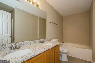 1269 Creekview Cir, Riverdale, GA 30296 - Photo 10