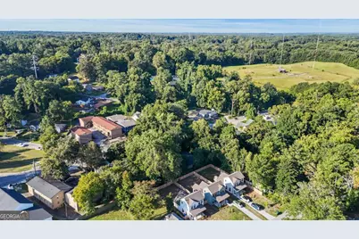 2047 Joseph E Boone Boulevard NW, Atlanta, GA 30314 - Photo 6