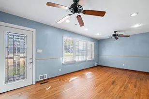 372 Hilltop Way, Toccoa, GA 30577 - Photo 2