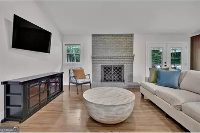 225 Jayne Ellen Way, Alpharetta, GA 30009 - Photo 8