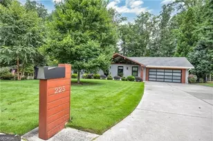 225 Jayne Ellen Way, Alpharetta, GA 30009 - Photo 1