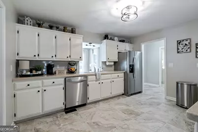 17 Rock Crest Circle SE, Cartersville, GA 30121 - Photo 6