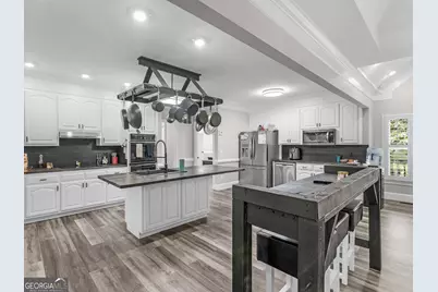 967 Five Points Road, Barnesville, GA 30204 - Photo 16