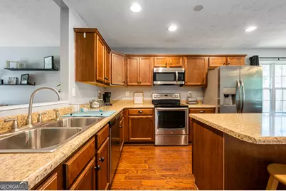 18 Larkspur Lane, Emerson, GA 30137 - Photo 8