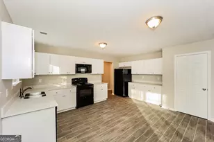 5469 Wexford Pass, South Fulton, GA 30349 - Photo 4