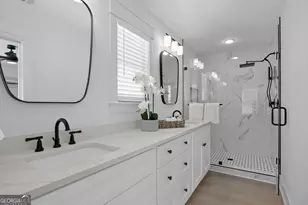 824 E Bolton St, Savannah, GA 31401 - Photo 24