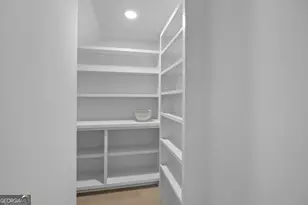 824 E Bolton St, Savannah, GA 31401 - Photo 16