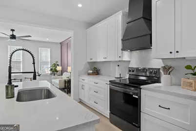 824 E Bolton Street, Savannah, GA 31401 - Photo 14