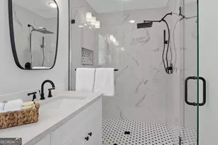 824 E Bolton St, Savannah, GA 31401 - Photo 26