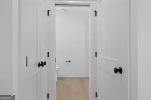 824 E Bolton St, Savannah, GA 31401 - Photo 44