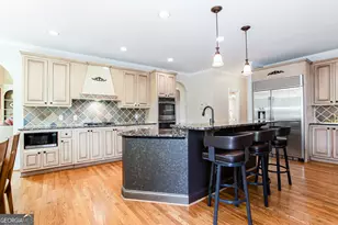 1005 Hedgerose Ln, Roswell, GA 30075 - Photo 14