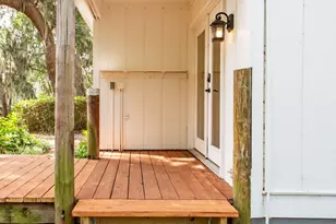 241 Satilla Dr, Brunswick, GA 31523 - Photo 10