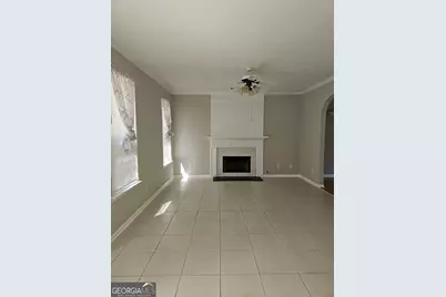 6865 Breeze Drive, Stone Mountain, GA 30087 - Photo 4