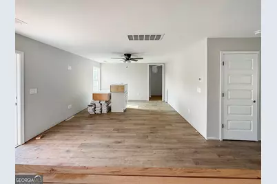 206 Sutton Drive, Perry, GA 31069 - Photo 8