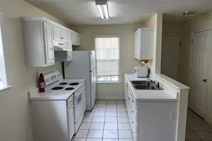 130 Clara Jean Ct, Lagrange, GA 30240 - Photo 6