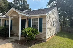 130 Clara Jean Ct, Lagrange, GA 30240 - Photo 2