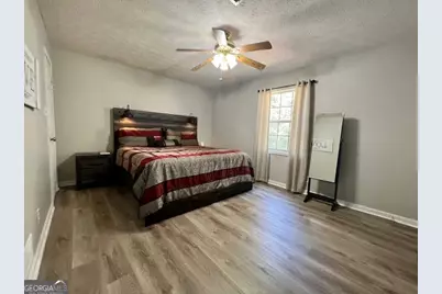 1372 Sir Knights Way, Lawrenceville, GA 30045 - Photo 18