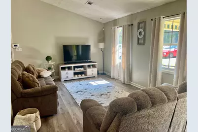 1372 Sir Knights Way, Lawrenceville, GA 30045 - Photo 6