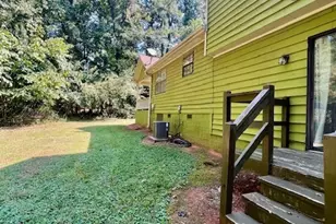 1372 Sir Knights Way, Lawrenceville, GA 30045 - Photo 30