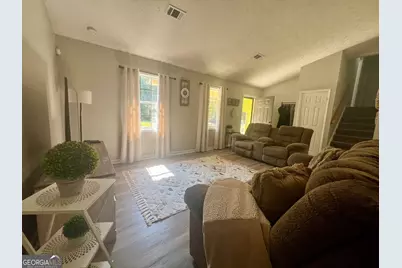 1372 Sir Knights Way, Lawrenceville, GA 30045 - Photo 8