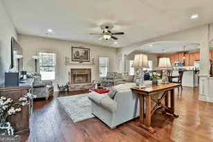 20 Water Oak Dr, Sharpsburg, GA 30277 - Photo 18