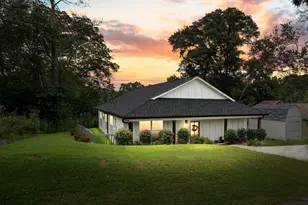 120 E Killian St, Canton, GA 30114 - Photo 6