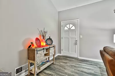 9055 Kelly Court, Jonesboro, GA 30236 - Photo 12