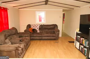 105 Pinecrest Dr, Eatonton, GA 31024 - Photo 10