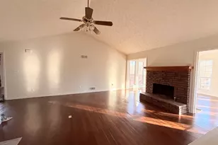 220 Dailey's Plantation Dr, McDonough, GA 30253 - Photo 10