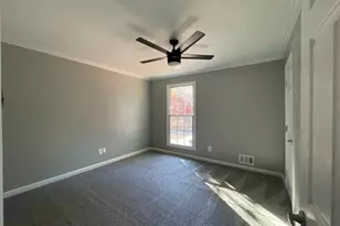 2570 Rocky Springs Dr, Marietta, GA 30062 - Photo 16