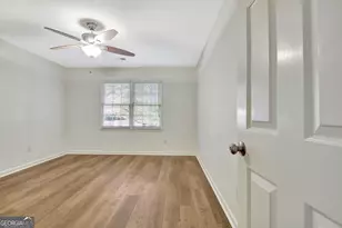 270 Emerald Lake Dr, Fayetteville, GA 30215 - Photo 40