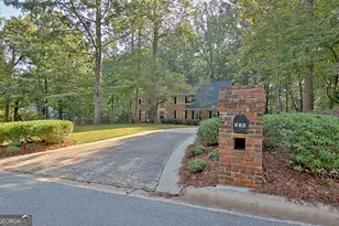 270 Emerald Lake Dr, Fayetteville, GA 30215 - Photo 2