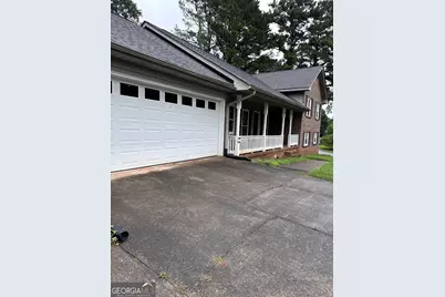 532 Villa Drive SW, Lilburn, GA 30047 - Photo 2