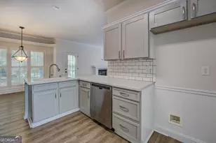 125 Blue Grass Ct, Oxford, GA 30054 - Photo 14