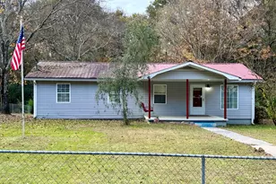 134 Raymond St, Summerville, GA 30747 - Photo 2