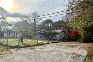 134 Raymond St, Summerville, GA 30747 - Photo 22