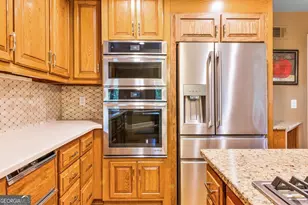 260 Brushy Creek Cir, Jackson, GA 30233 - Photo 10