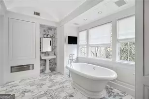 460 Ivy Park Ln NE, Atlanta, GA 30342 - Photo 22