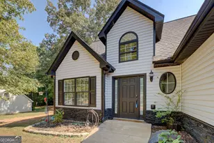 1042 Stag Run Dr, Mansfield, GA 30055 - Photo 4