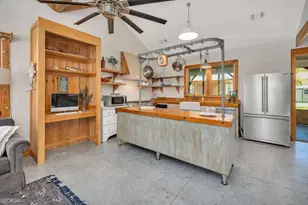 1106 George Lotson Ave, Saint Simons, GA 31522 - Photo 12